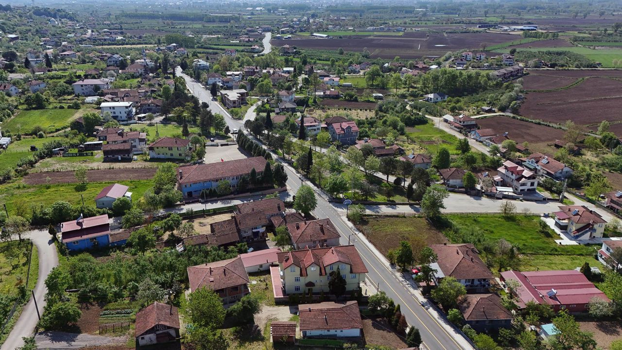 Akyazı’nın 3 Mahallesi Sıcak Asfaltta Buluştu - Sayfa 1
