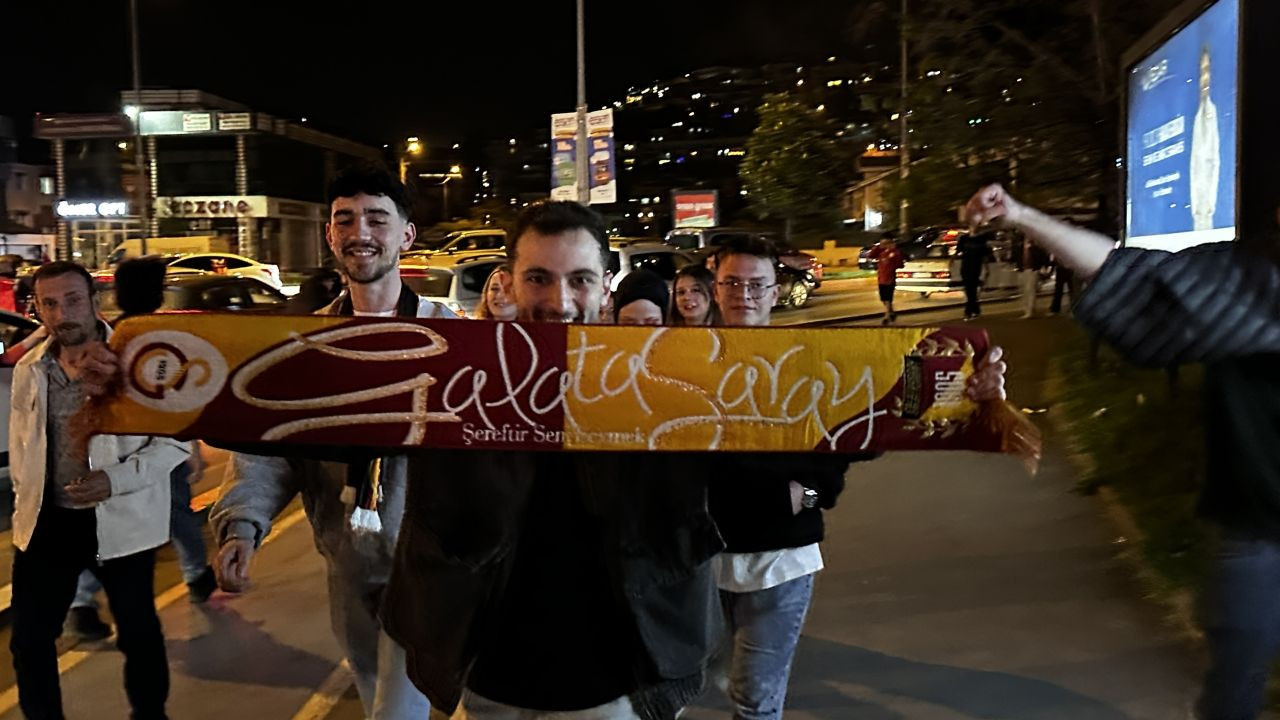 Galatasaray Şampiyonluğu Sakarya’da Büyük Coşkuyla Kutlandı - Sayfa 4