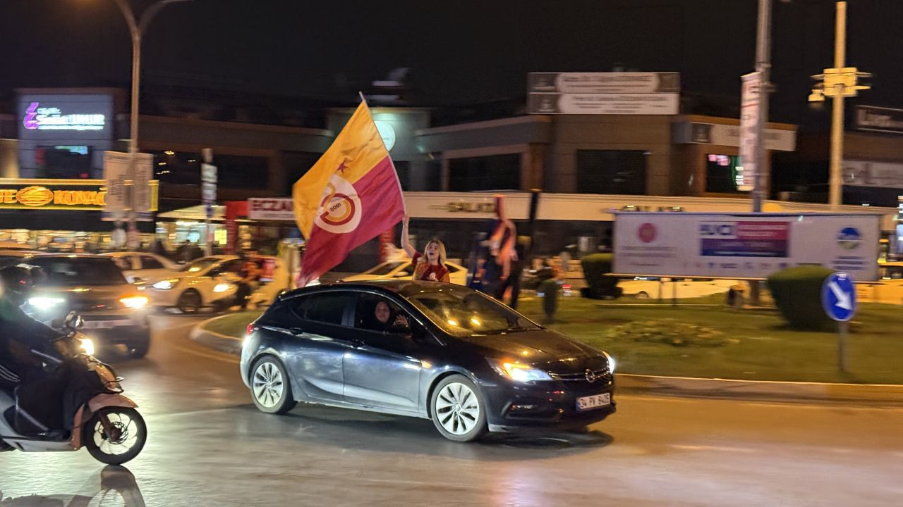 Galatasaray Şampiyonluğu Sakarya’da Büyük Coşkuyla Kutlandı - Sayfa 3