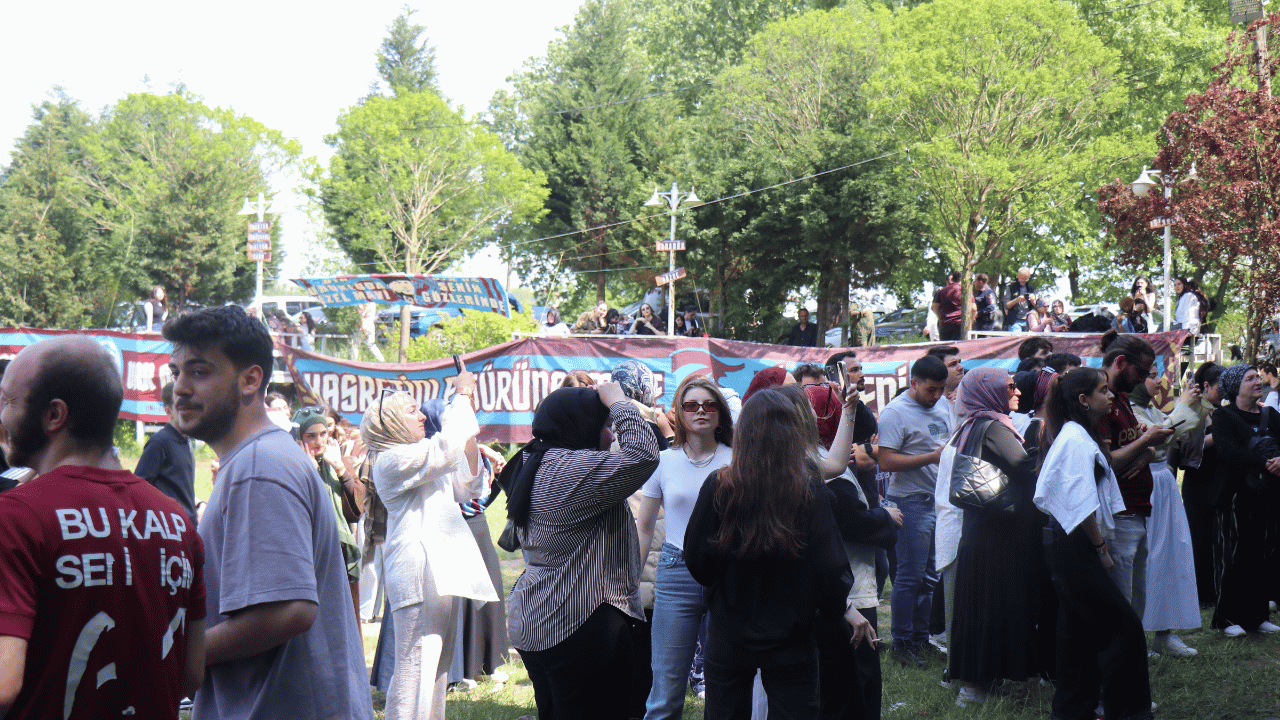 Anneler Günü’nde Poyrazlar’a Ziyaretçi Akını - Sayfa 1