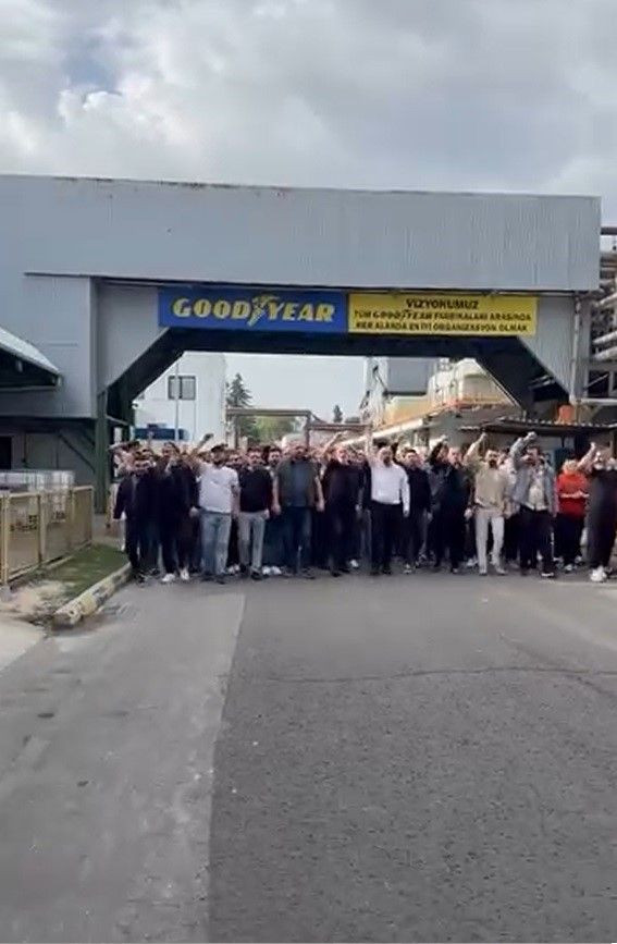 İşçiler Zam Teklifine Sloganlarla Tepki Gösterdi - Sayfa 3