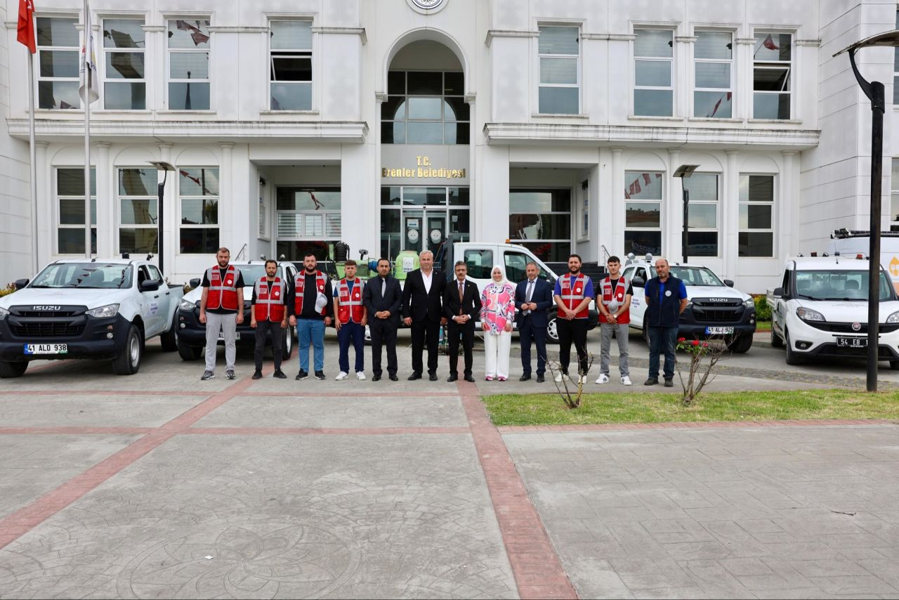 Erenler'de İlaçlama Çalışmaları Titizlikle Sürüyor - Sayfa 2