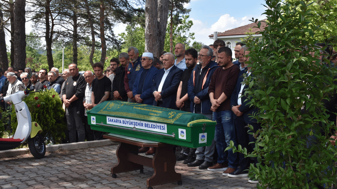 Hendek’te Silahlı Çatışmada Hayatını Kaybeden Otel Sahibi Defnedildi - Sayfa 3