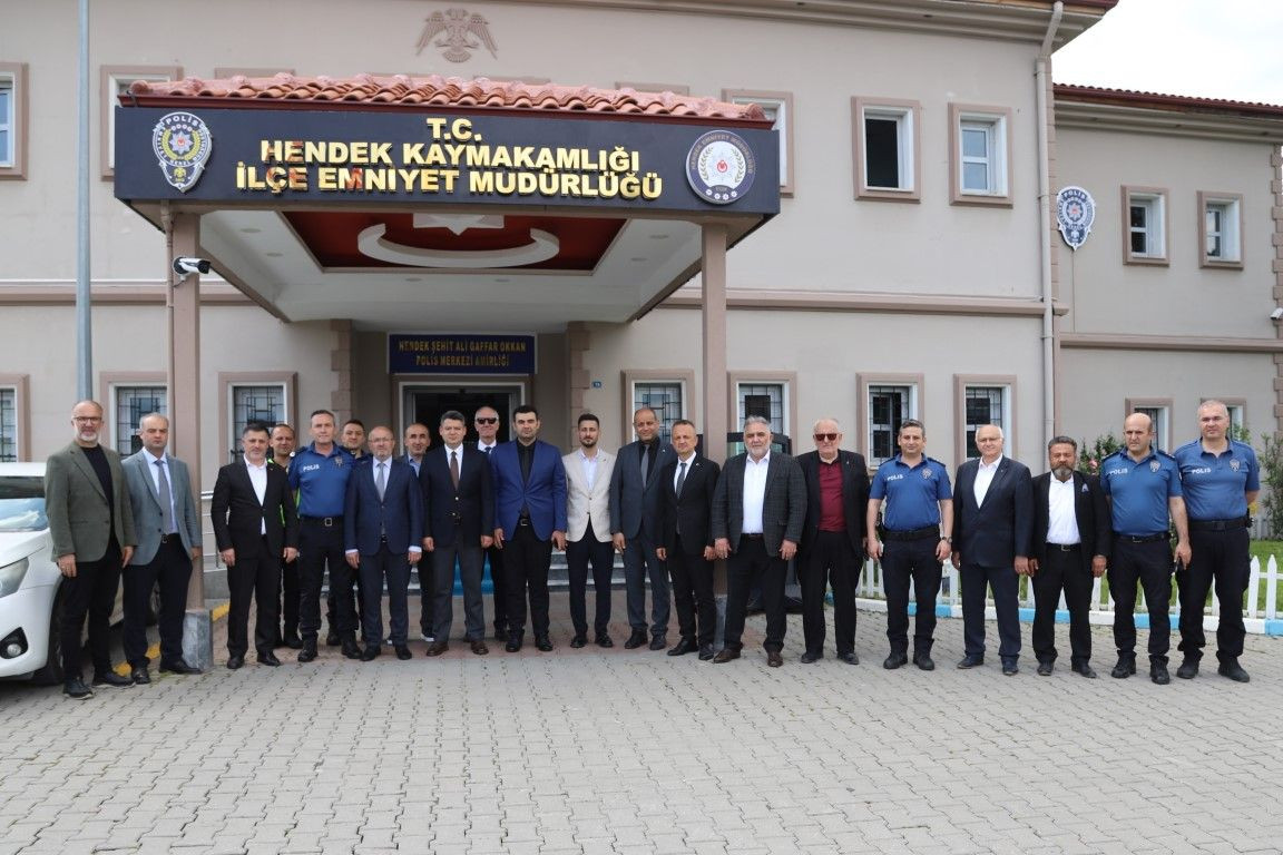 Hendek’te Kurban Bayramı Öncesi Protokol Bayramlaştı - Sayfa 3