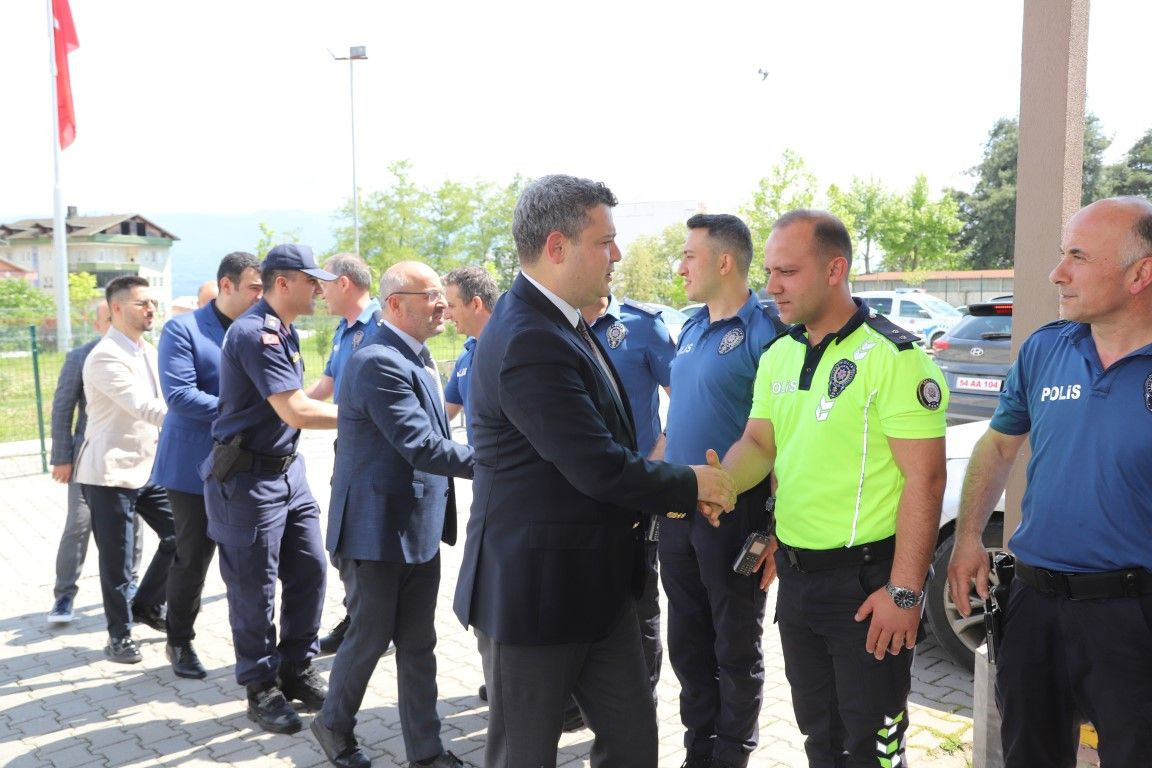Hendek’te Kurban Bayramı Öncesi Protokol Bayramlaştı - Sayfa 4