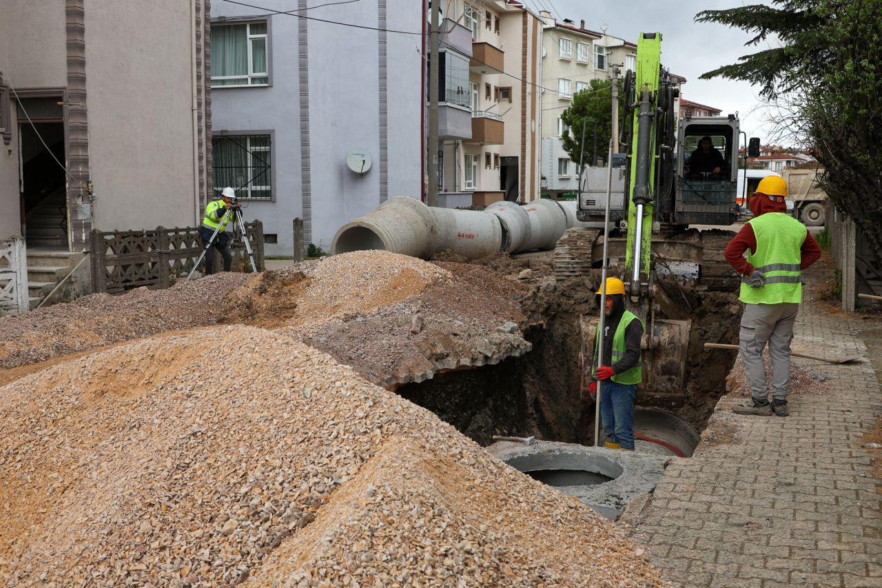 SASKİ Erenler’de 5 Kilometrelik Altyapı Çalışmasını Tamamladı - Sayfa 1