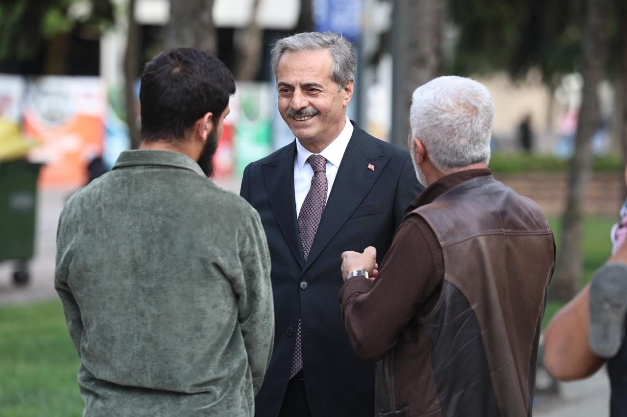 Başkan Alemdar, Vatandaşların Bayram Heyecanını Paylaştı: “Her Zaman Sahada, Vatandaşlarımızın Yanındayız” - Sayfa 1