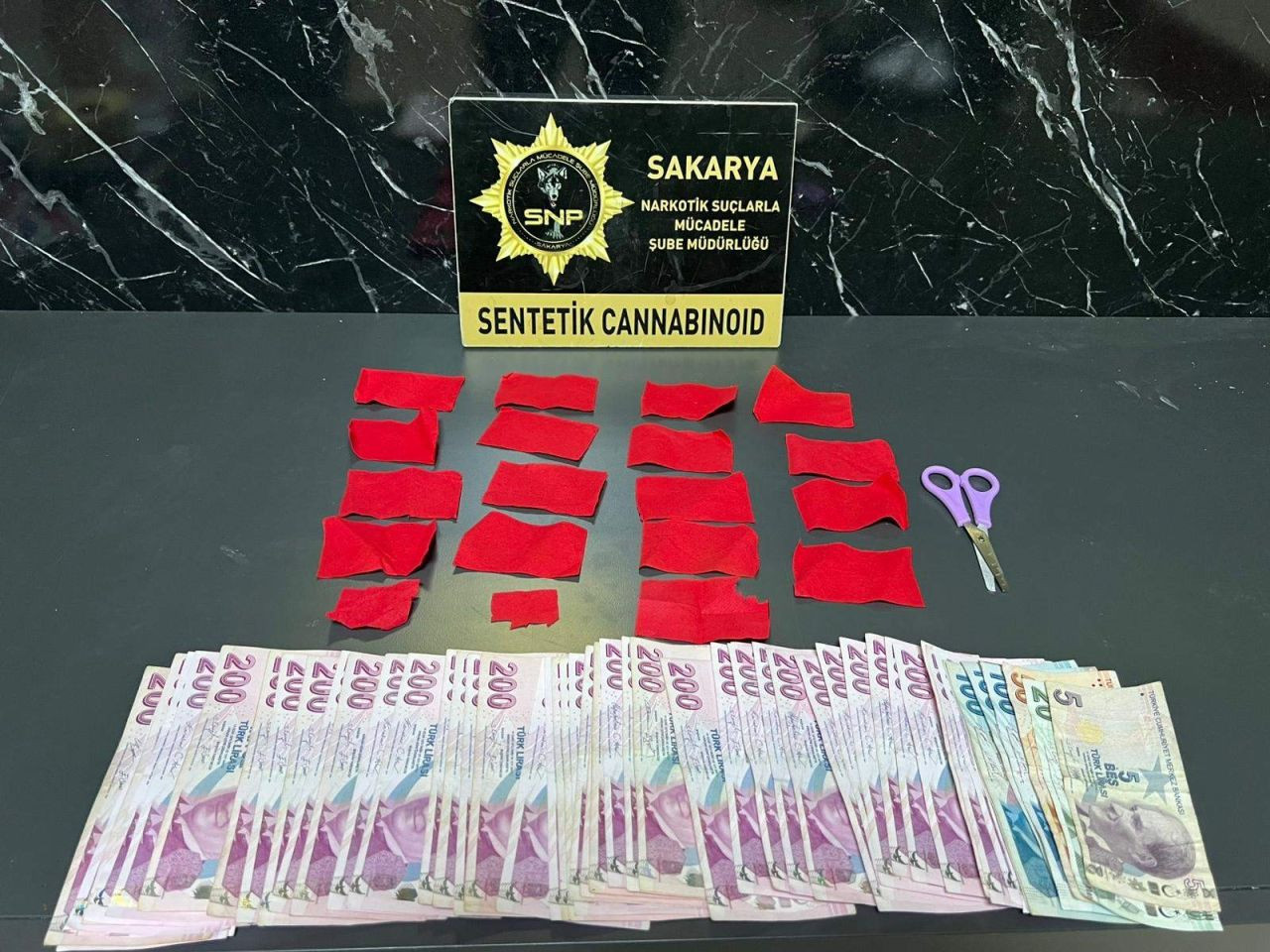 Sakarya'da Zehir Tacirlerine Operasyon: 6 Tutuklama - Sayfa 4