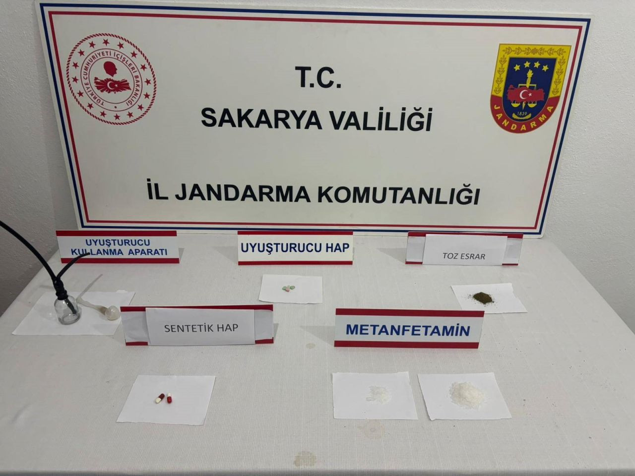Evini Uyuşturucu İmalathanesine Çeviren Şahıslara Baskın - Sayfa 2