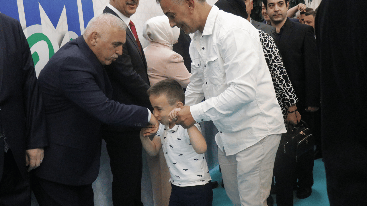 Sakarya’da Bayramlaşma Programına Yoğun Katılım - Sayfa 2