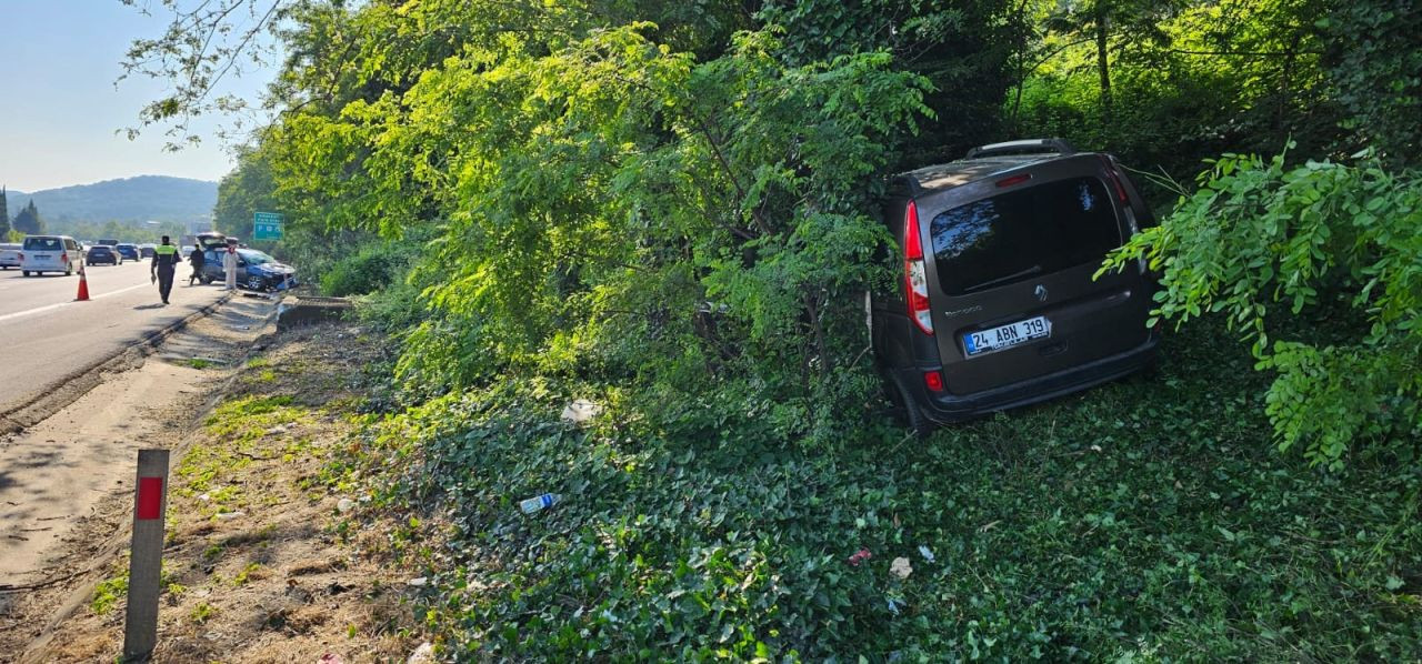 Memlekete Bayram Yolculuğu Hastanede Bitti: 3 Yaralı - Sayfa 2