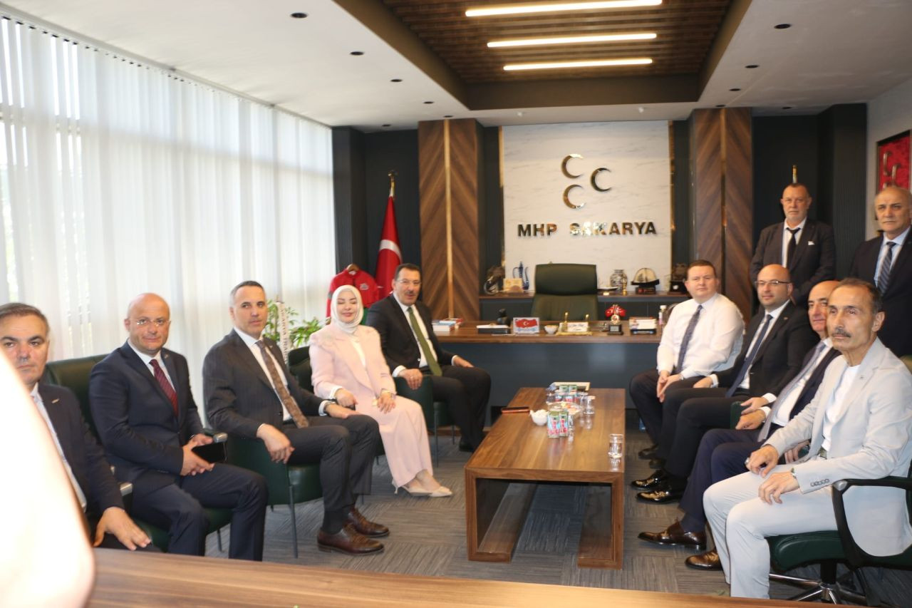 MHP’de Bayramlaşma: Birliğimizin gücüyle Türkiye yüzyılı hedeflerimize mutlaka ulaşacağız - Sayfa 2