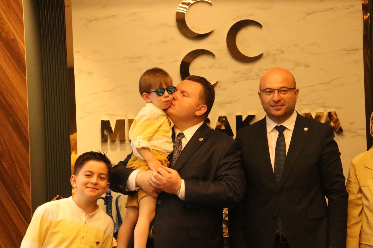 MHP’de Bayramlaşma: Birliğimizin gücüyle Türkiye yüzyılı hedeflerimize mutlaka ulaşacağız - Sayfa 3