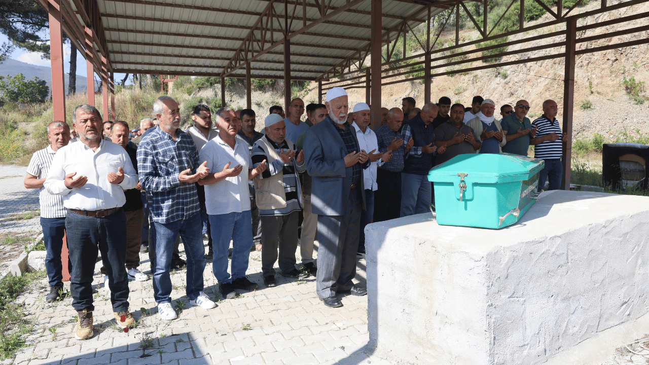 Madde Bağımlısı Cani Baba, Boğarak Öldürdüğü Oğlunu Parçalara Ayırdı - Sayfa 1