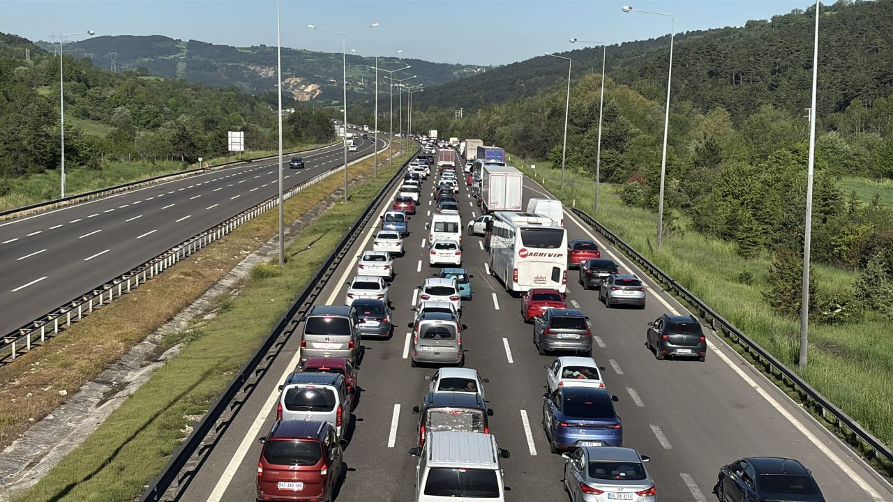 Tatilciler Bayramın 4. Gününde Dönüş Yoluna Akın Etti - Sayfa 1