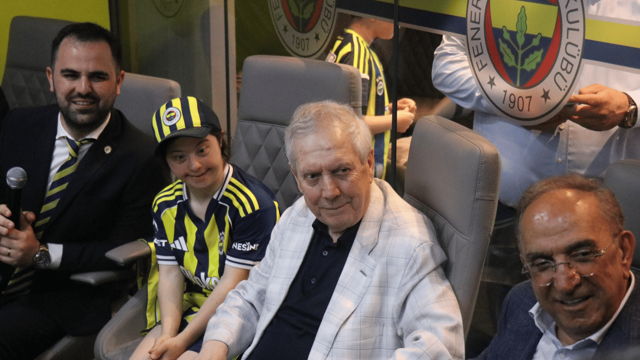 Aziz Yıldırım'dan Şampiyonluk Mesajı: "Bu Kalpte Çarpıntı Olmazsa Hayatın Tadı Olmaz" - Sayfa 1
