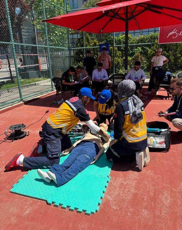 SUBÜ’lü Paramedikler MediRalli’de Derece Elde Etti - Sayfa 1