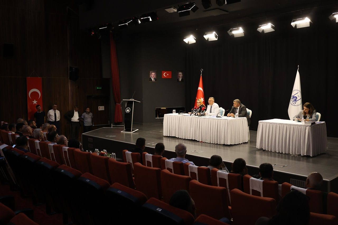 Işıksu: Adapazarı İçin Hep Birlikte Çalışmaya Devam Edeceğiz - Sayfa 3